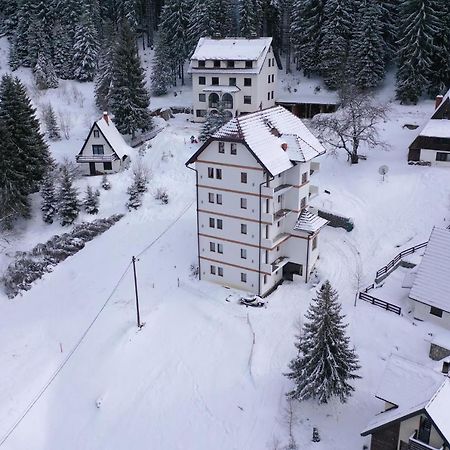 Apartment Petrovic Kopaonik Exterior foto