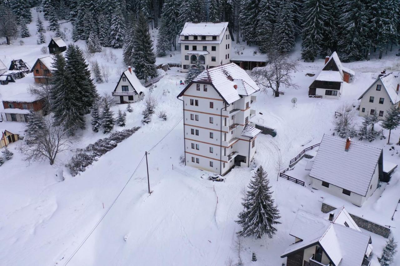 Apartment Petrovic Kopaonik Exterior foto