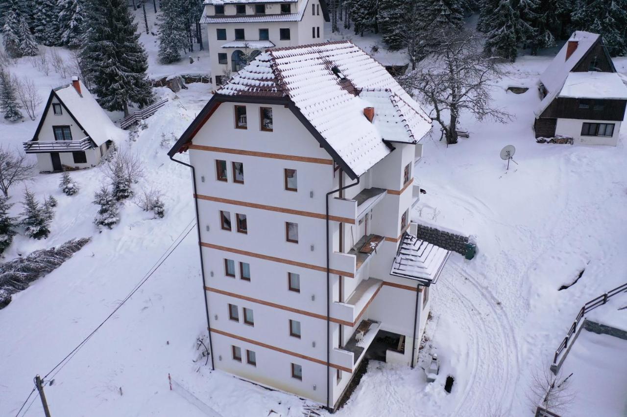 Apartment Petrovic Kopaonik Exterior foto